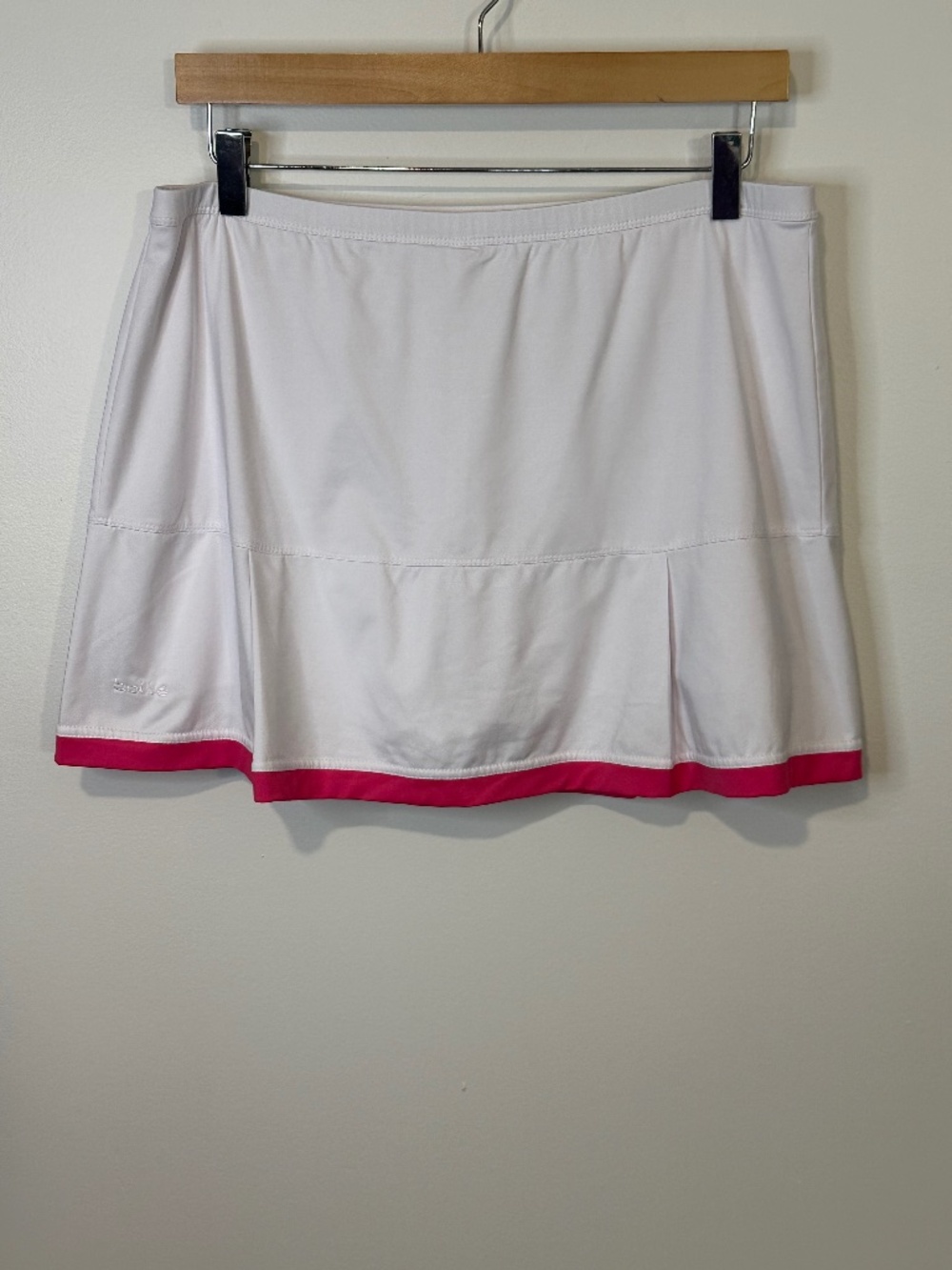 Bolle White and Pink Tennis Skirt Size Large